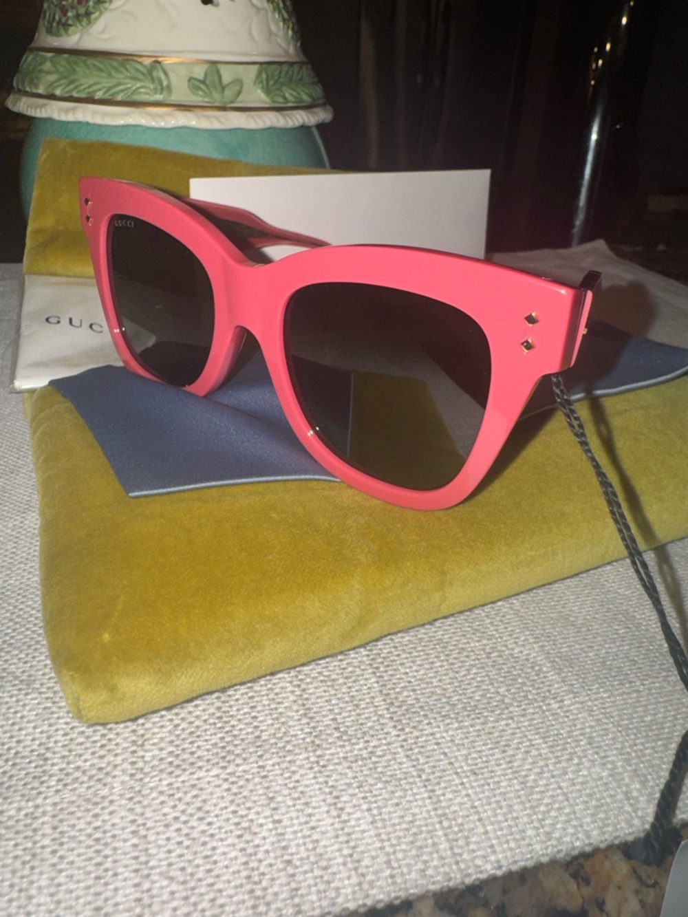 Gucci Women's Pink Cat-Eye Sunglasses - Dust Bag & Pouch - Stunning 🌺 - Picture 4 of 8